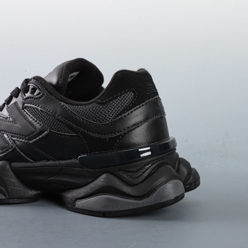 9060 Triple BLACK Leather