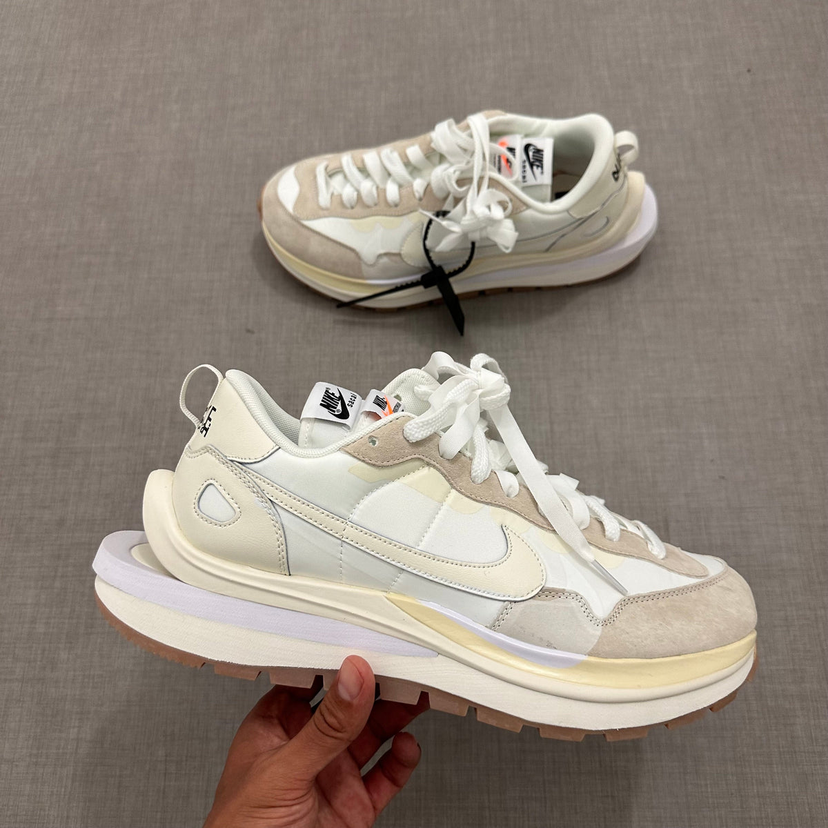 Sneakers - Beige