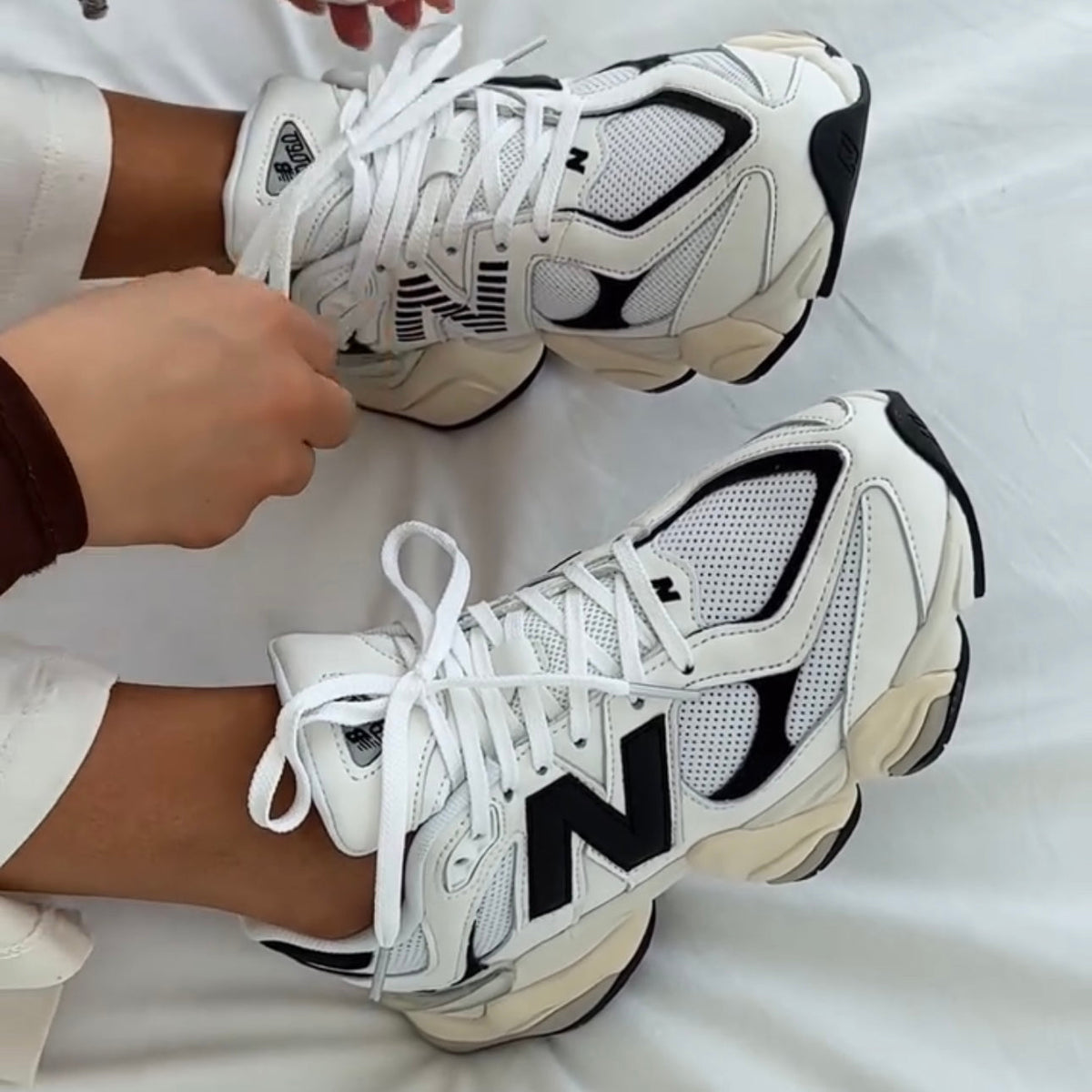 9060 White 2025