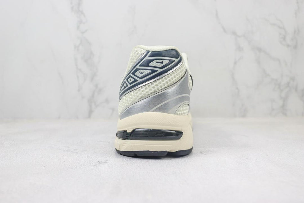 Gel-1130 Cream Scarab