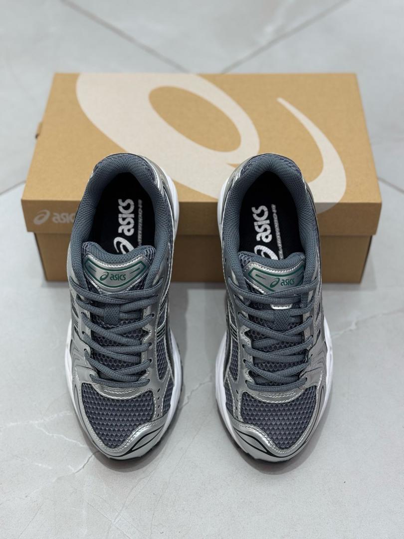 baskets Gel Kayano 14 grey