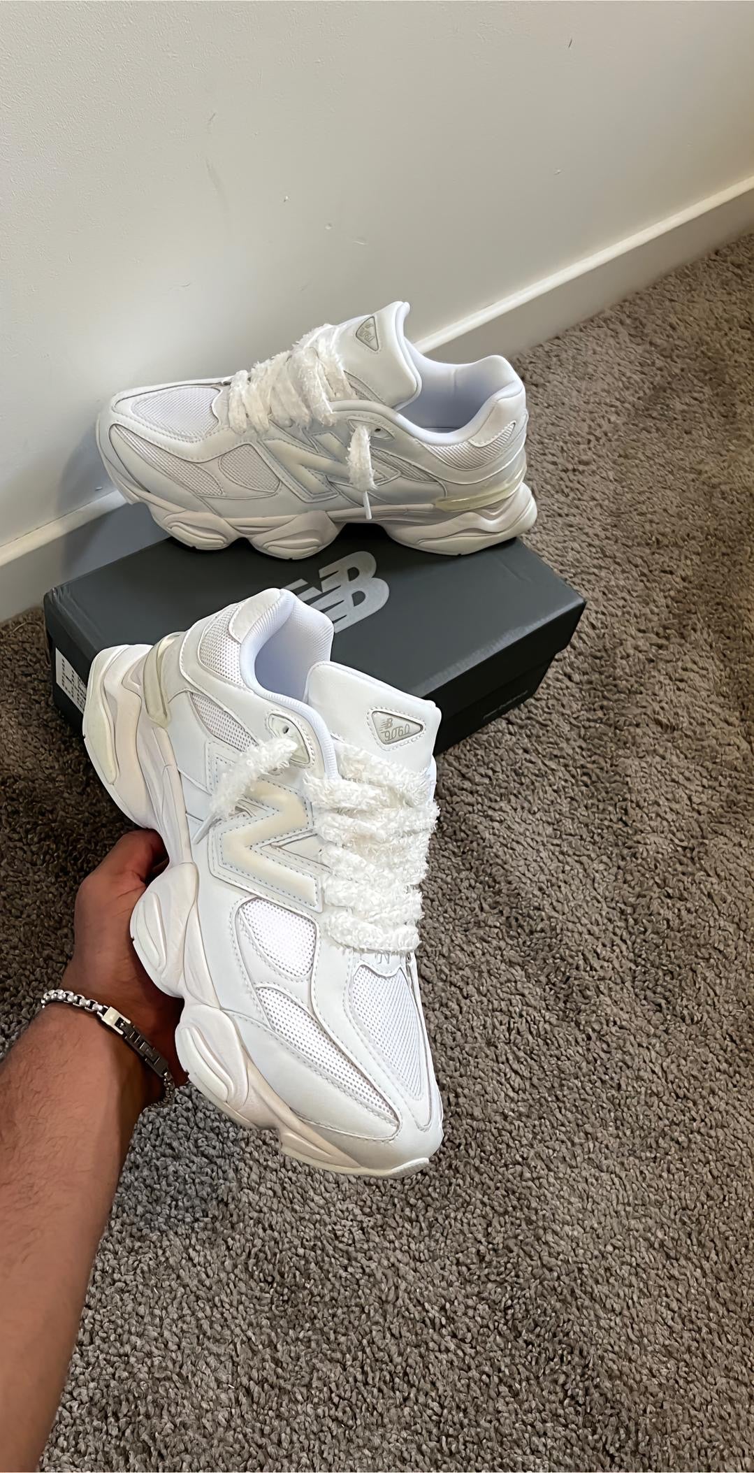 9060 White