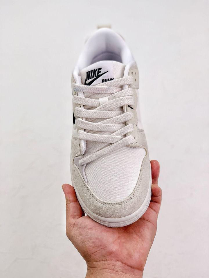 DUNK LOW DISRUPT 2 pale ivory