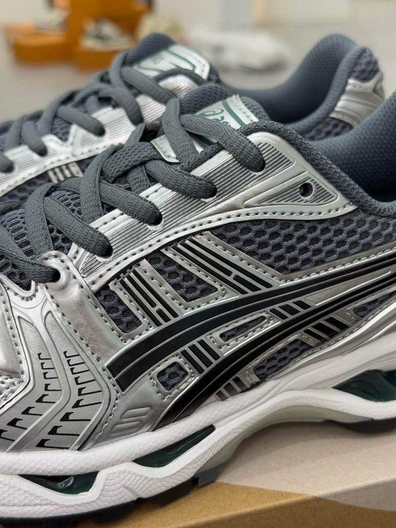 baskets Gel Kayano 14 grey