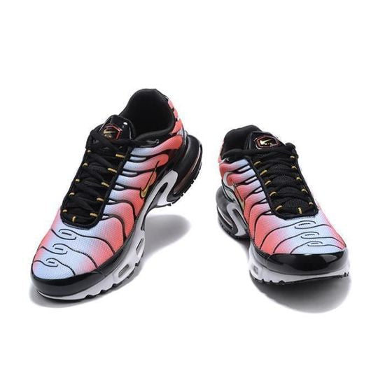 AIR MAX Plus