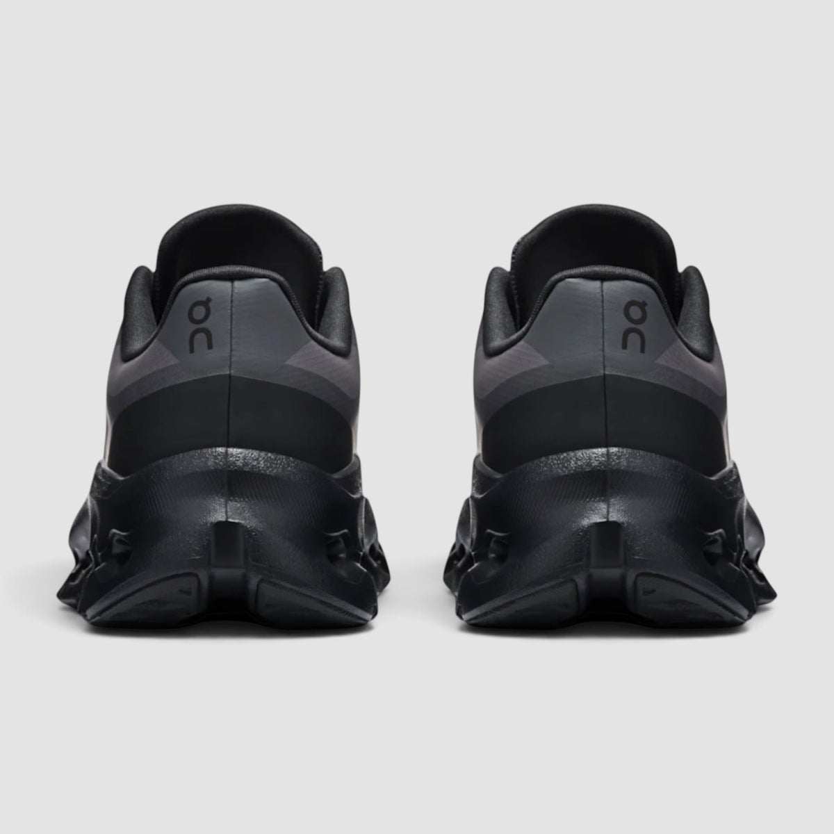 Cloudtilt Remix Black | Black