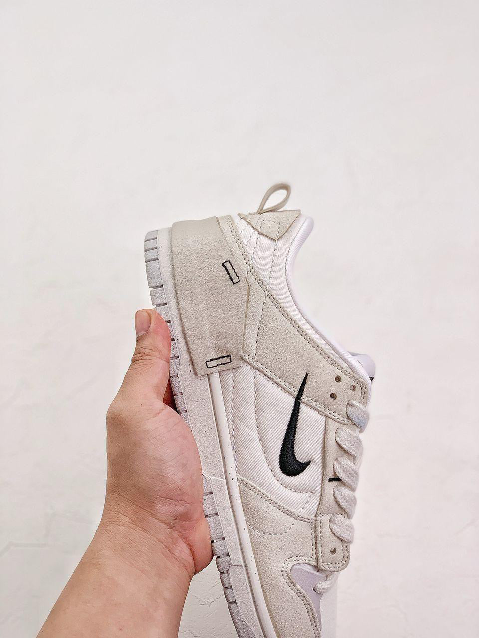 DUNK LOW DISRUPT 2 pale ivory