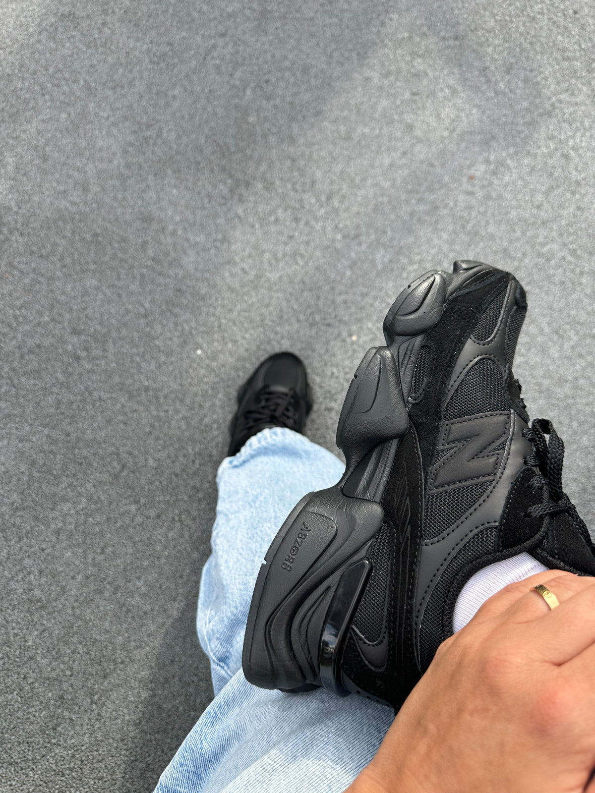 9060R full black 2026