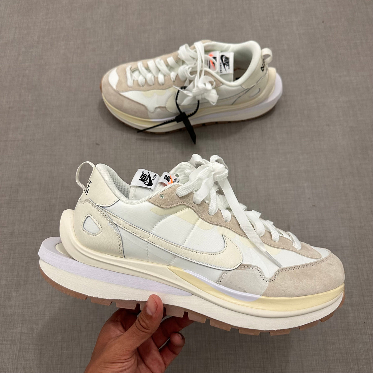 Sneakers - Beige