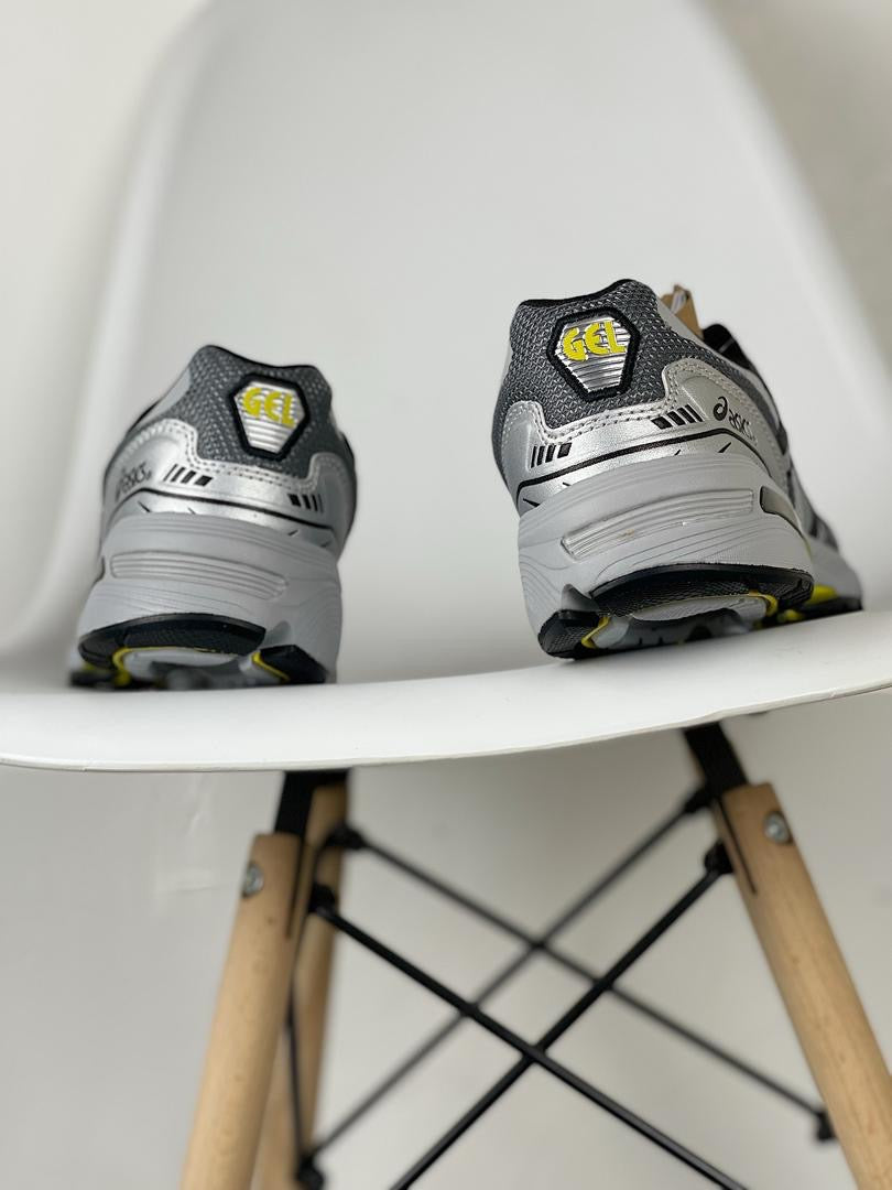 GEL-1090 Grey/ Black