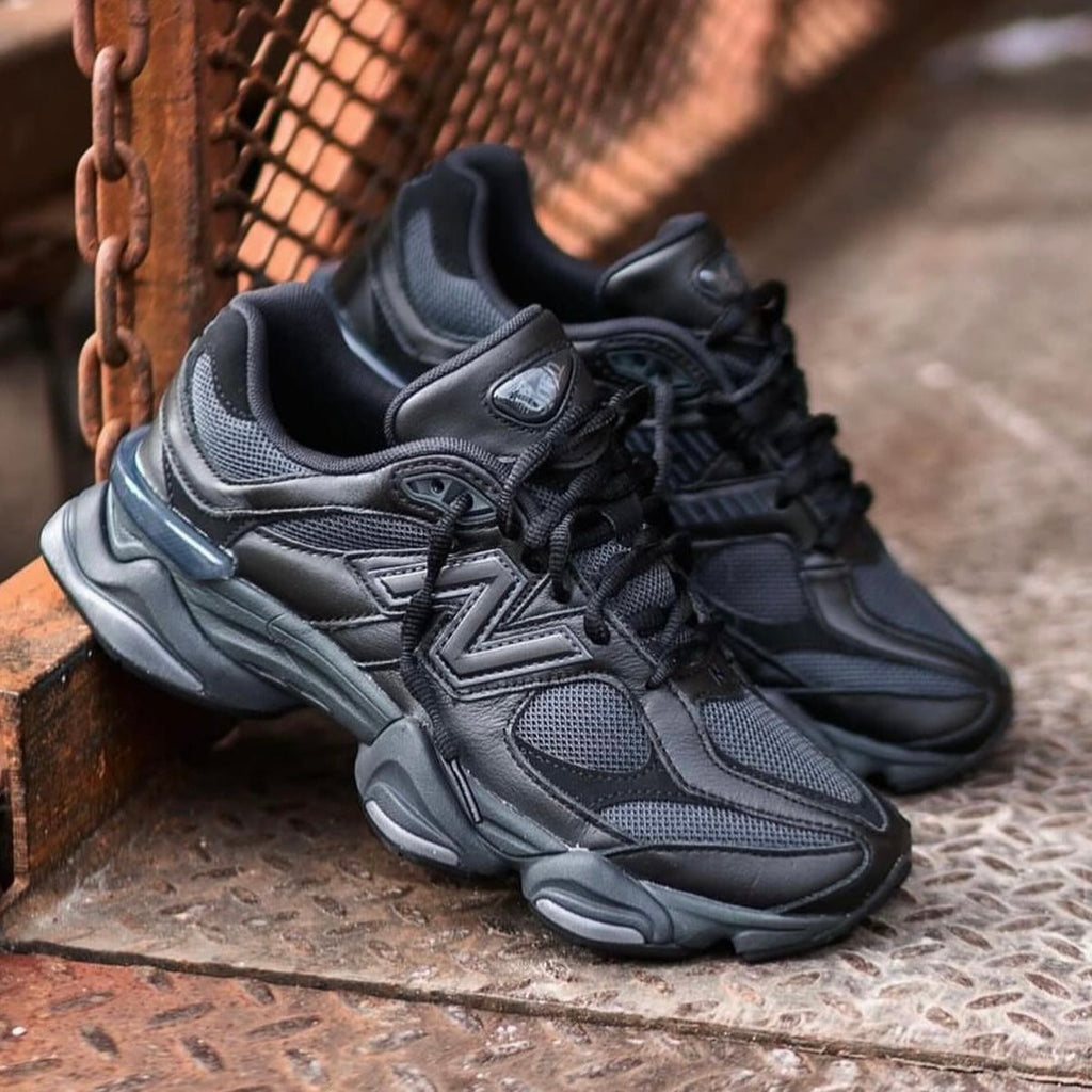 9060 Triple BLACK Leather