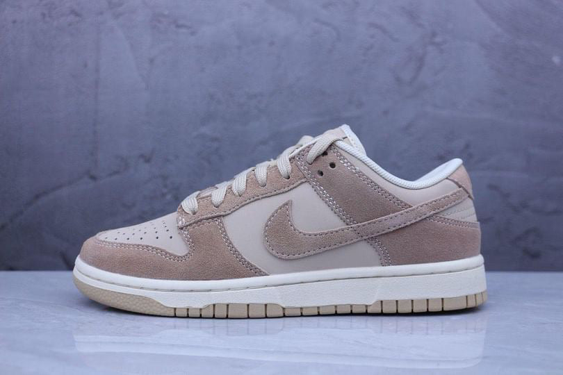 DUNK LOW SE SAND DRIFT