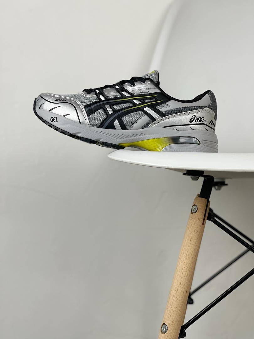 GEL-1090 Grey/ Black