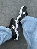 9060R full black & white 2026