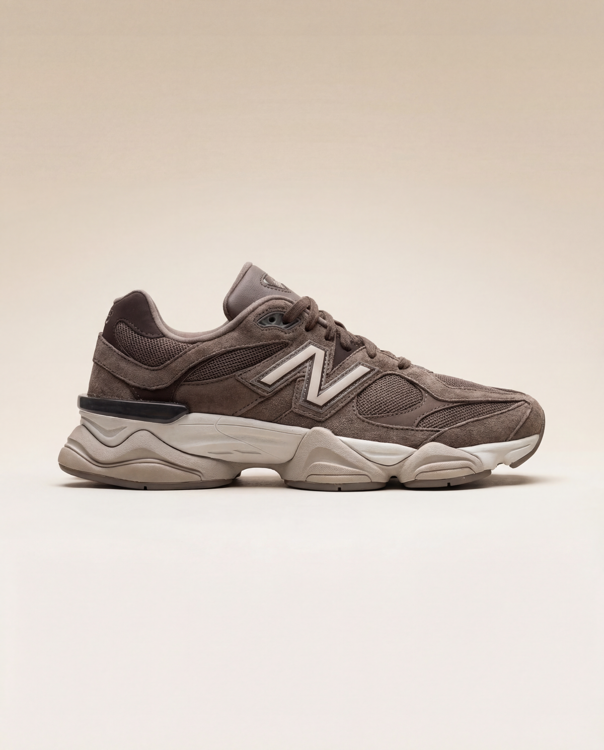 9060 'Mushroom/Brown'