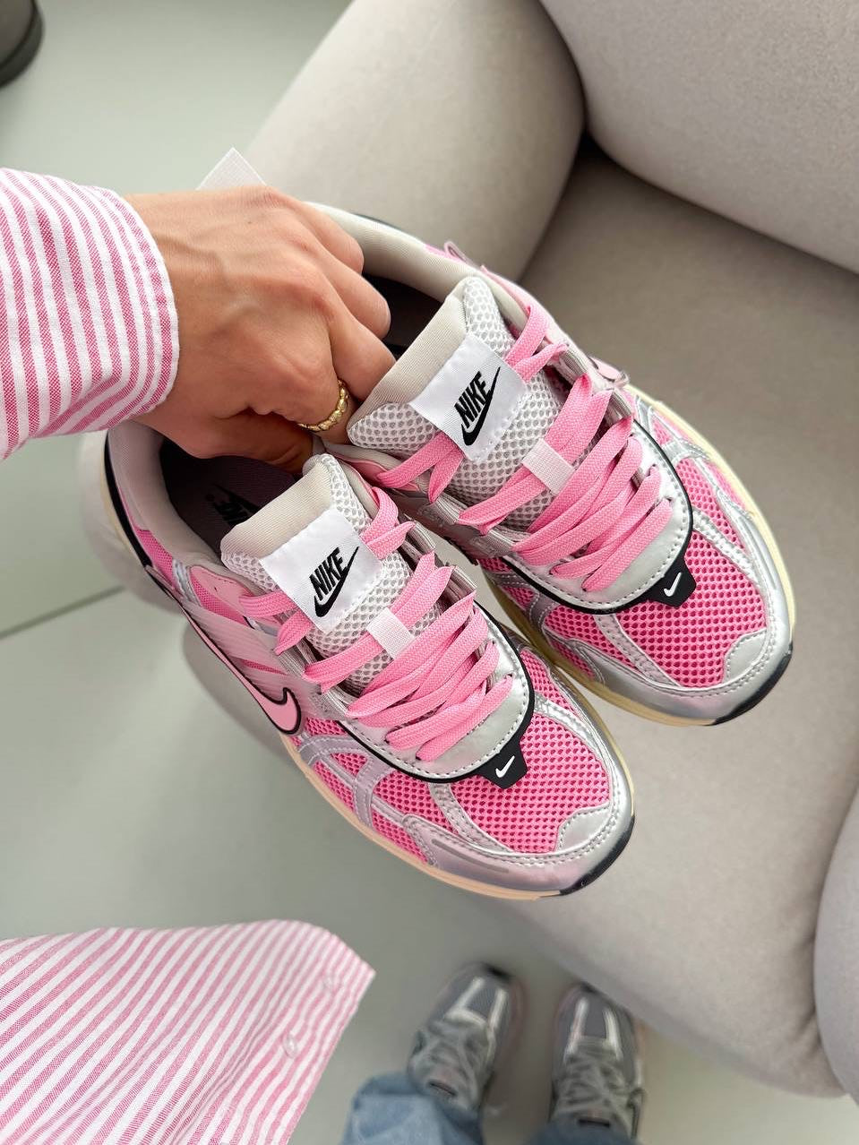 September 2025 PINK