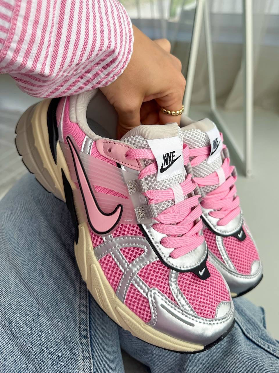 September 2025 PINK