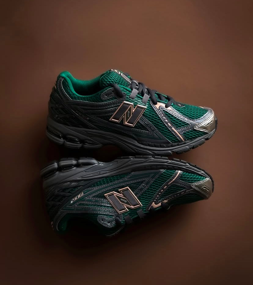1906R / Trail Mix Green