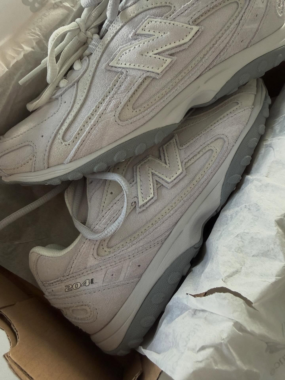 204L Grey