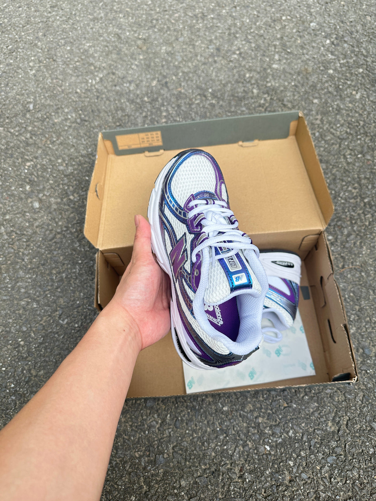 740 violet