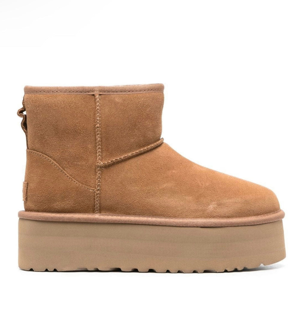 Classic Ultra Mini Platform Boots – Cream
