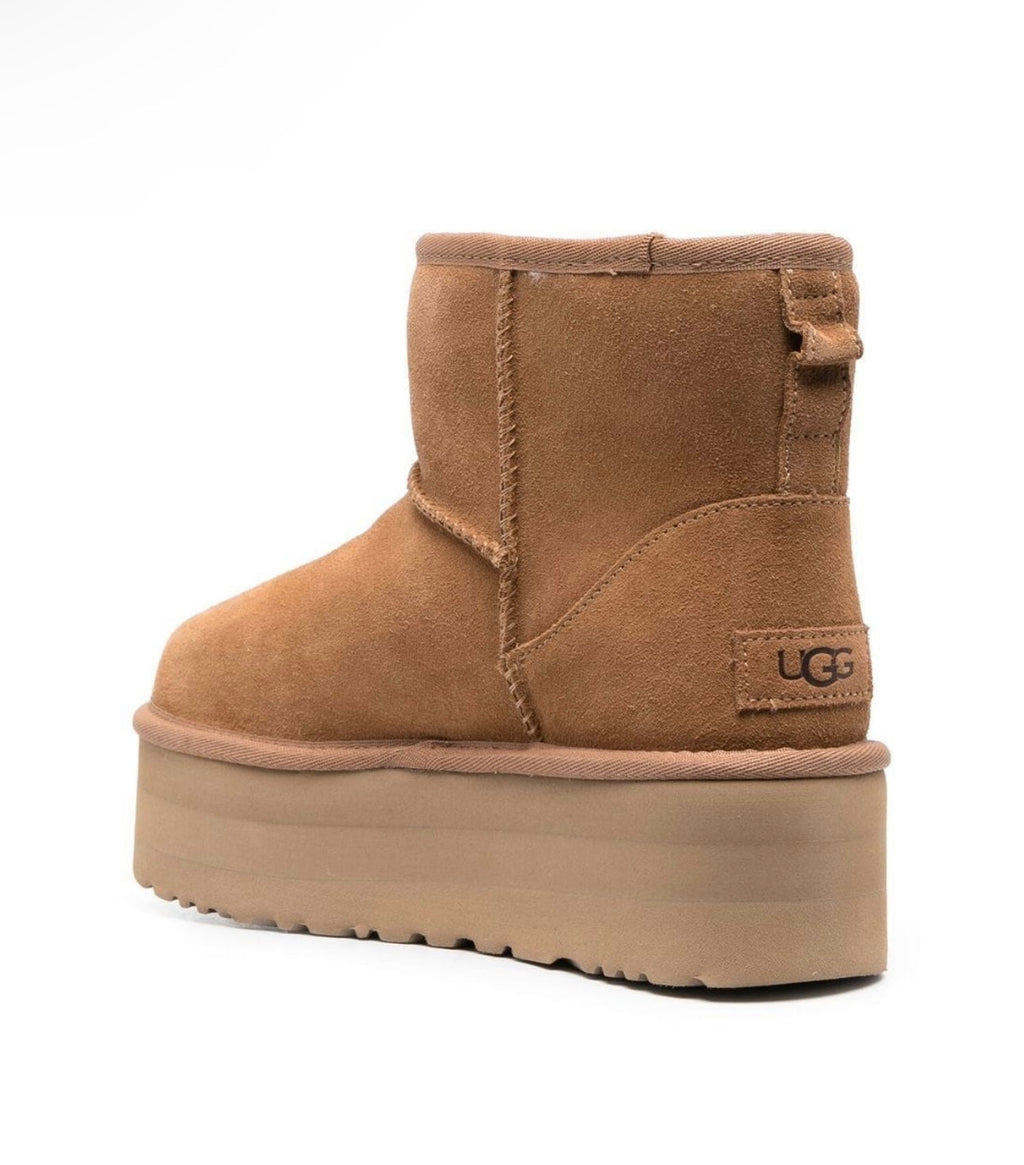 Classic Ultra Mini Platform Boots – Cream
