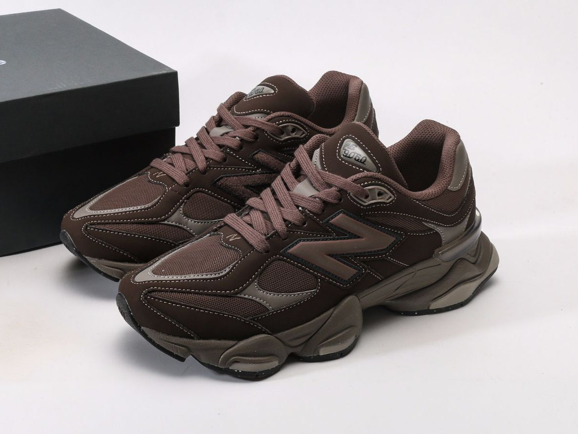 9060 Marron