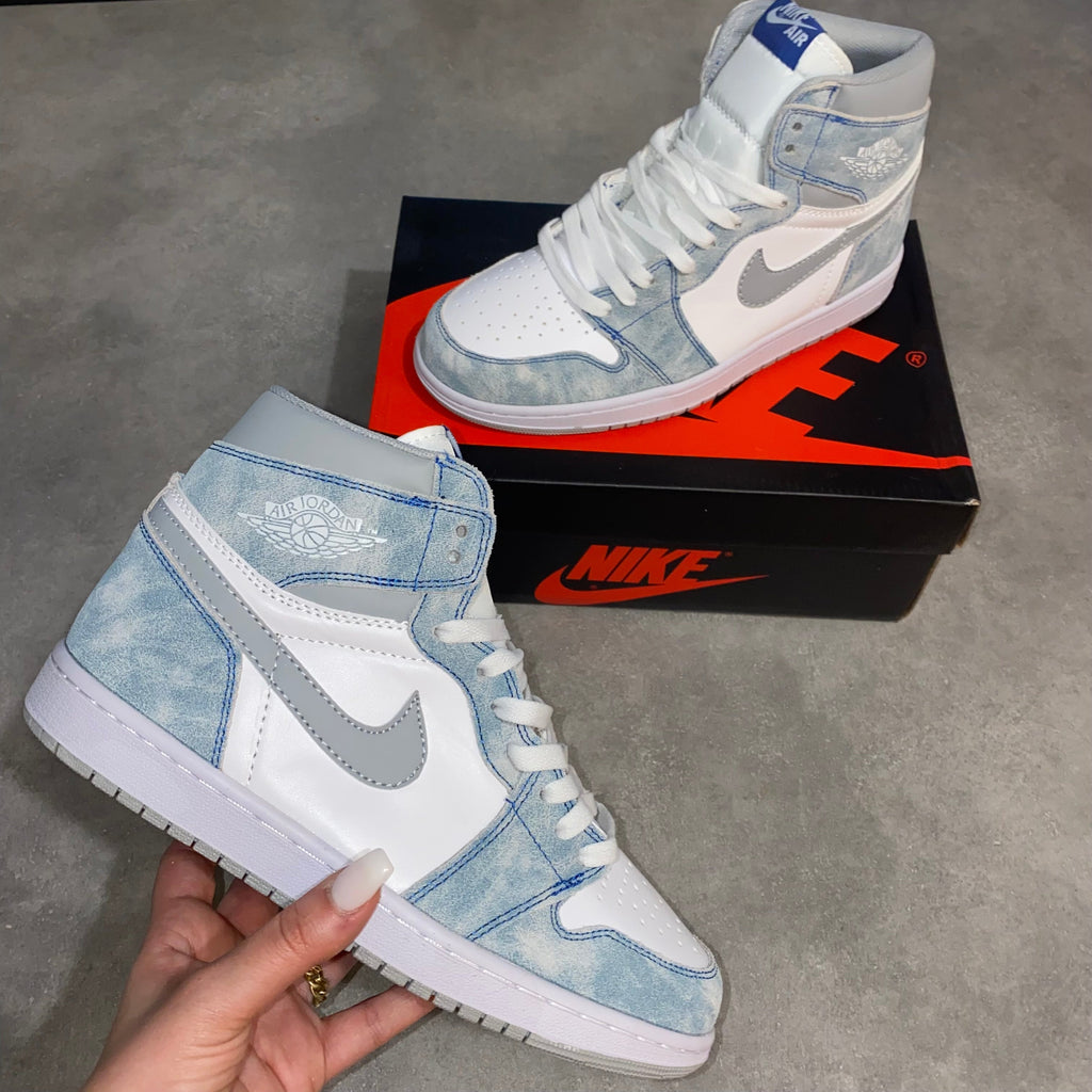 Sneakers - 1 Retro High OG Hyper Royal