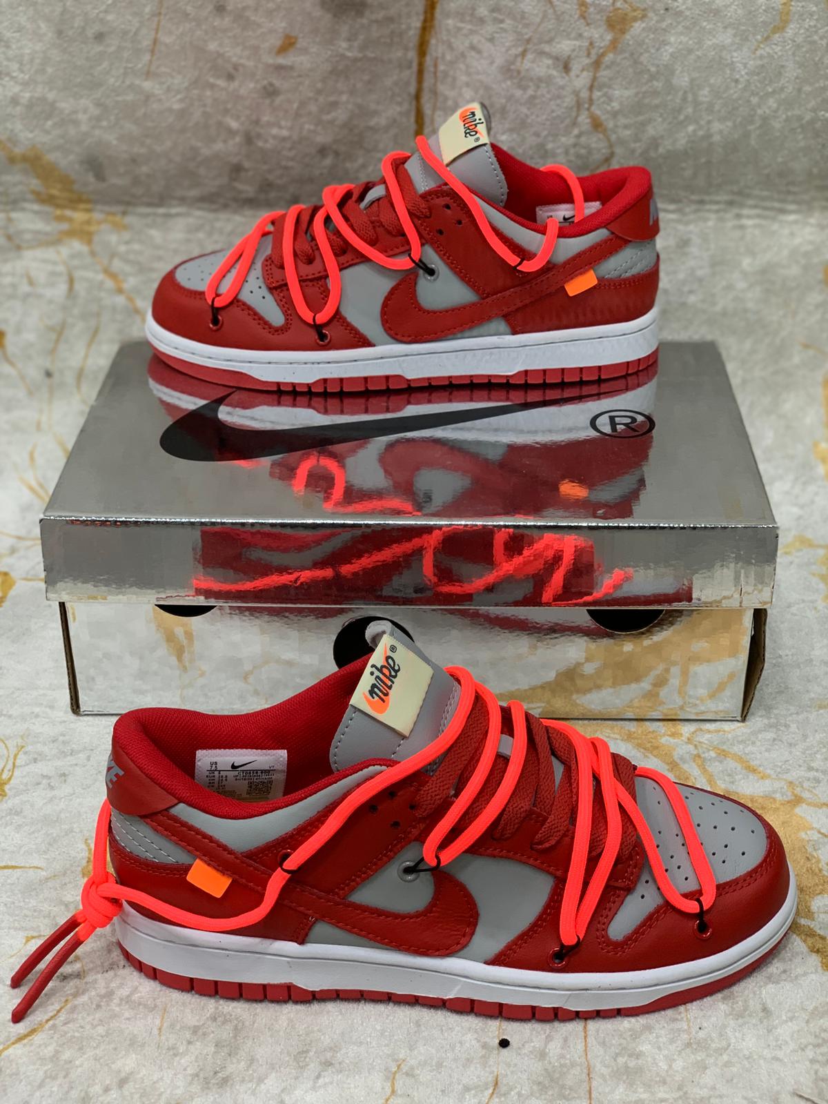 Sneakers - Dunk Low rouge université