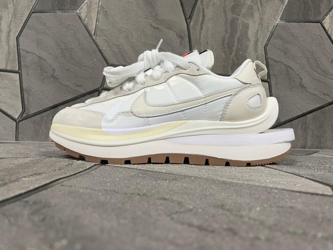 Sneakers - Beige