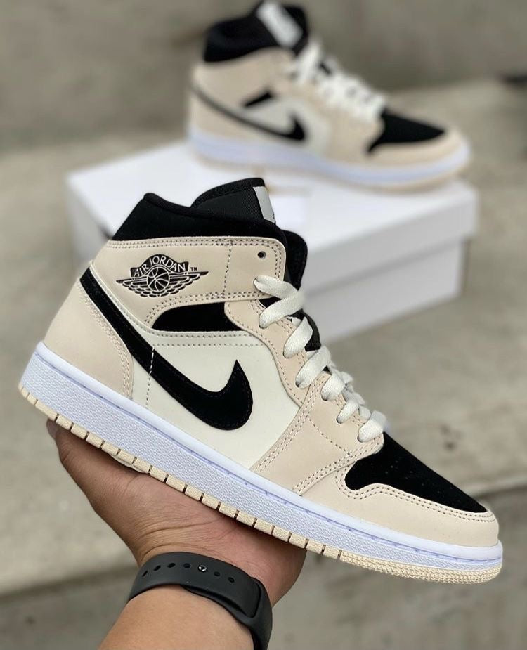 Sneakers - 1 Beige